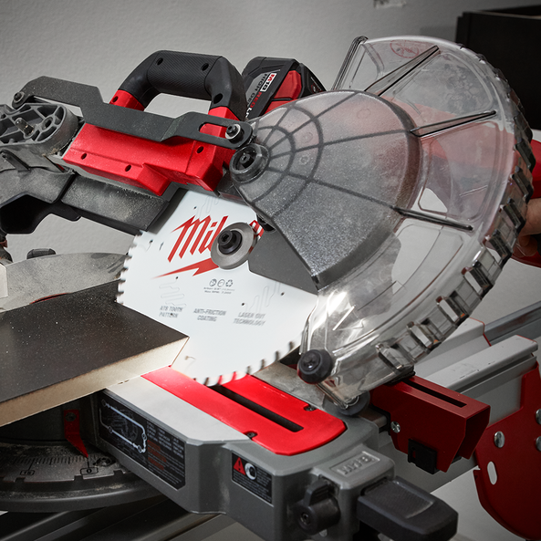 Milwaukee 9-1/4" 235mm 40T FINE FINISH Blade