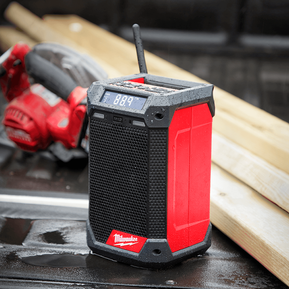 Milwaukee M12? Radio/Charger DAB+ (Tool Only)