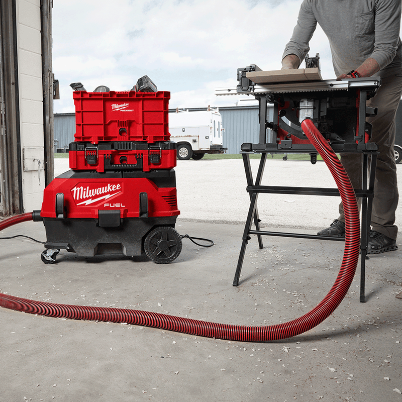Milwaukee M18 FUEL PACKOUT Dual Battery AC/DC M-Class Dust Extractor