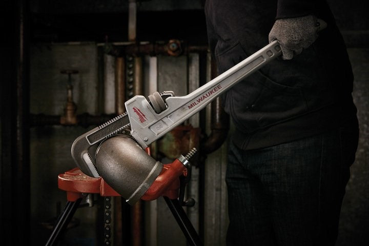 Milwaukee Aluminium Pipe Wrench 600mm (24") - Toolup Australia