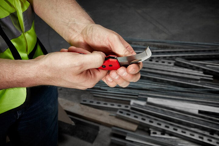 Milwaukee FASTBACK? Blunt tip Hawkbill Knife - Toolup Australia