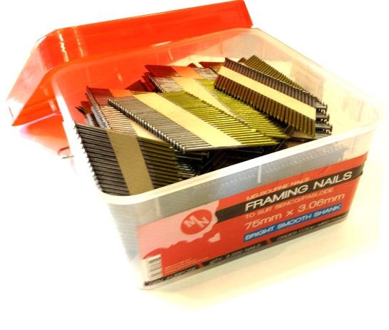 MELBOURNE NAILS 75MM X 3.06 BRIGHT 34 DEGREE FRAMING NAILS  (PLASTIC TUB) IMP75306B