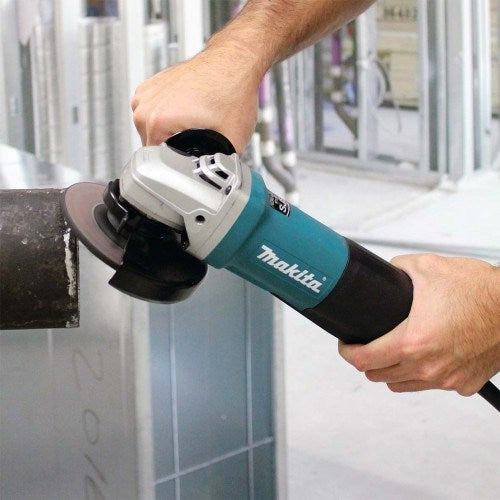 Makita 125mm (5") Angle Grinder, 1400W, Constant Speed Control, soft start, current limiter, SJS