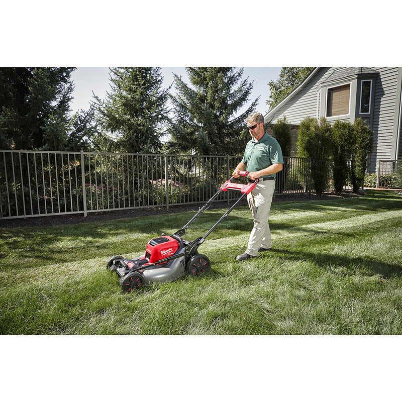 Milwaukee M18 FUEL 21" (533 mm) Self-Propelled Dual Battery Lawn Mower